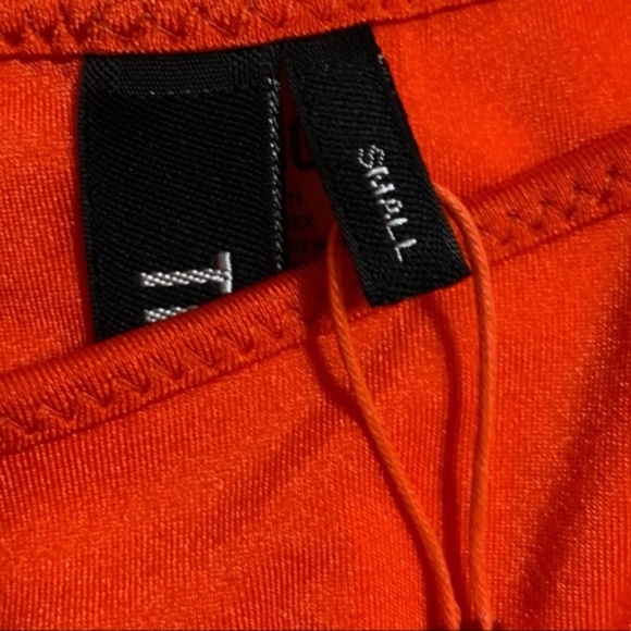 🏷 TWO-PIECE BATHING-SUIT - Picture 6 of 7